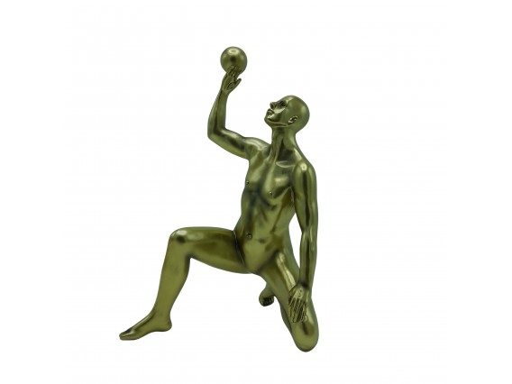 HOMBRE SOBRE RODILLA 38CM